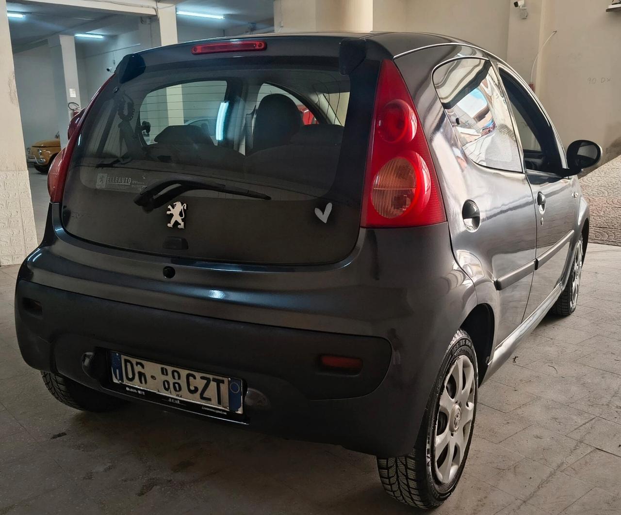 Peugeot 107 1.4 HDi 5p. Sweet Years