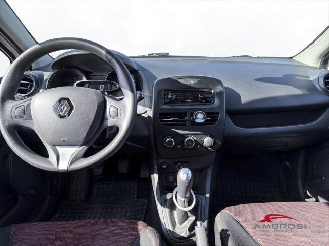 RENAULT Clio 1.2 75CV 5 porte Life