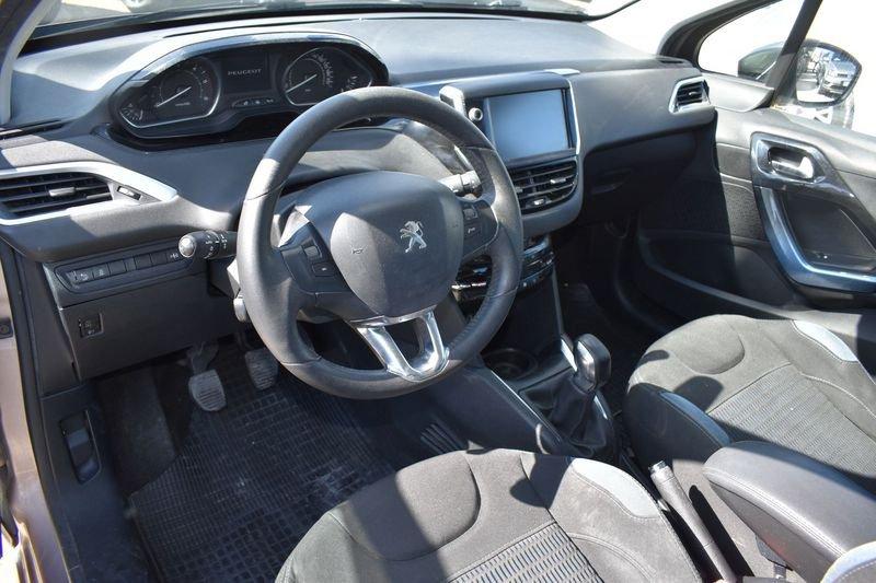 Peugeot 208 1.4 HDi 68 CV 5 porte Allure