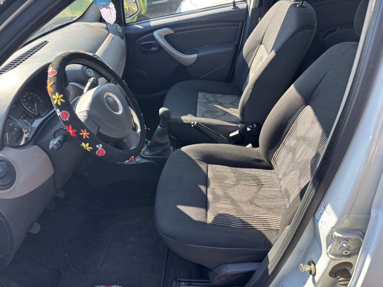 Dacia Sandero 1.2 16V GPL 75CV permute garanzia finanziamento