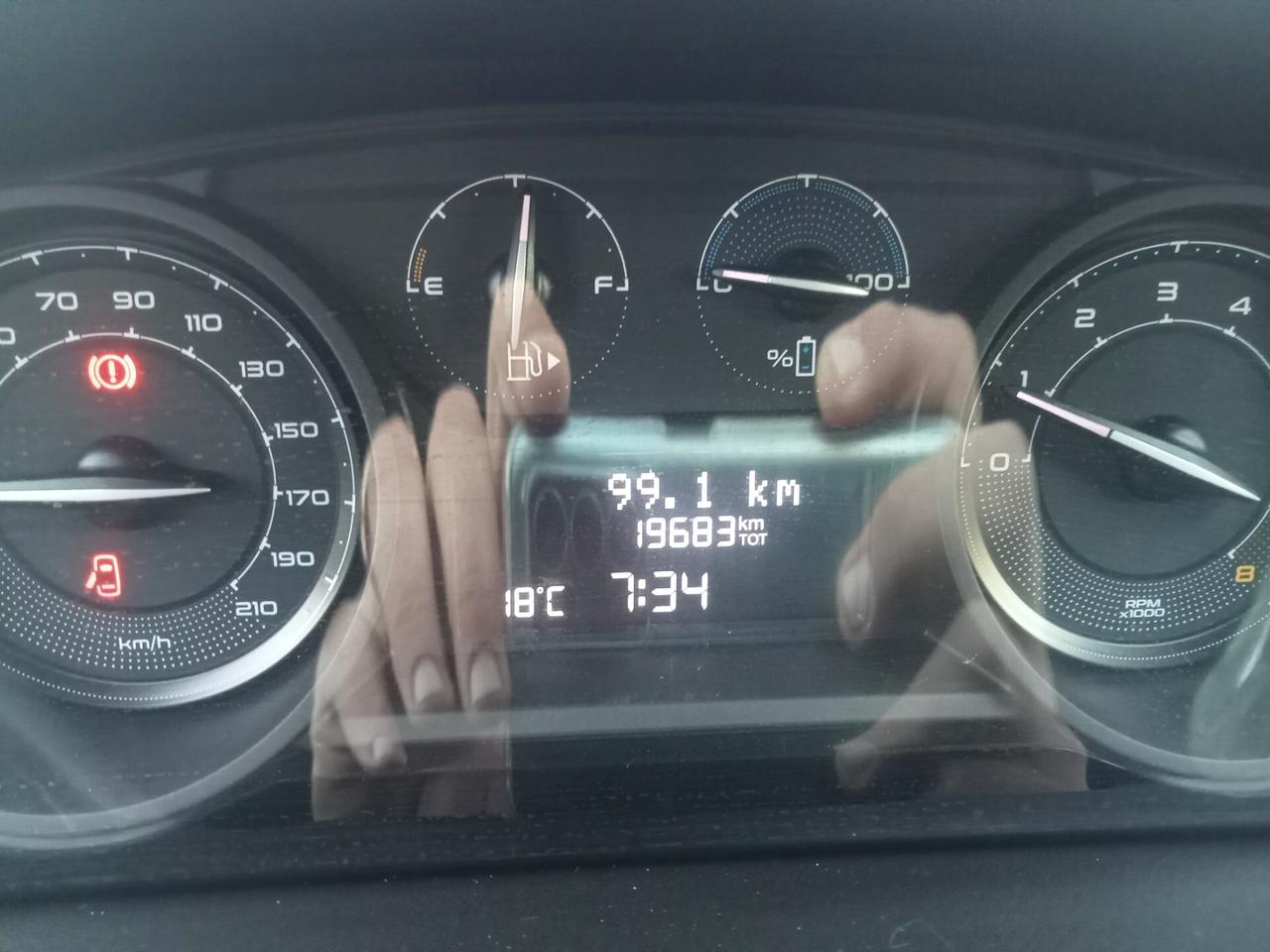 Lancia Ypsilon 1.0 FireFly 5 porte S&S Hybrid Platino