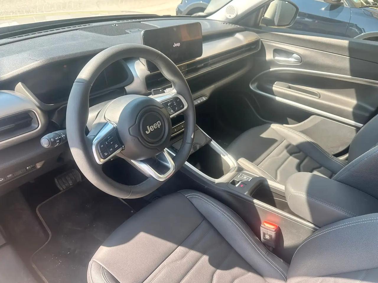 Jeep Avenger 1.2 Turbo 110 CV MHEV Summit