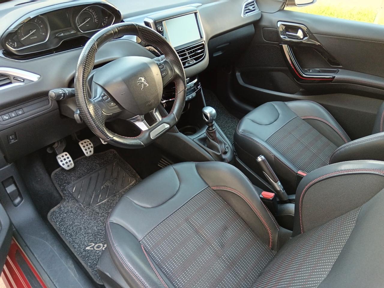 Peugeot 208 BlueHDi 120 S&S 3 porte GT Line