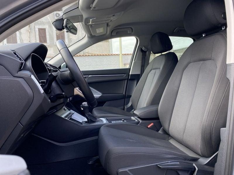 Audi Q3 Business 2.0 TDI 150CV S-Tronic 35