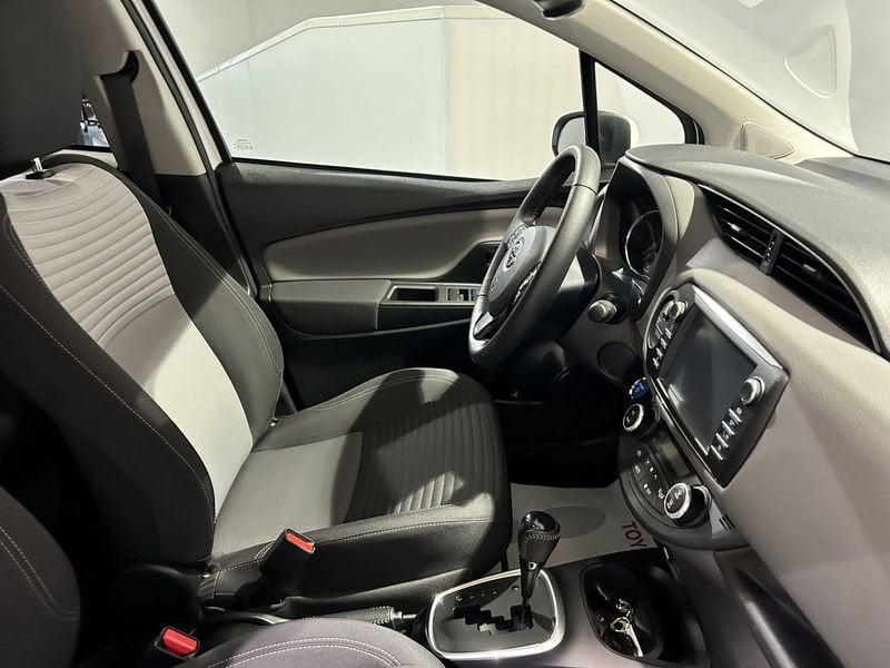 Toyota Yaris Hybrid 1.5 Hybrid Active Plus + CERCHI IN LEGA