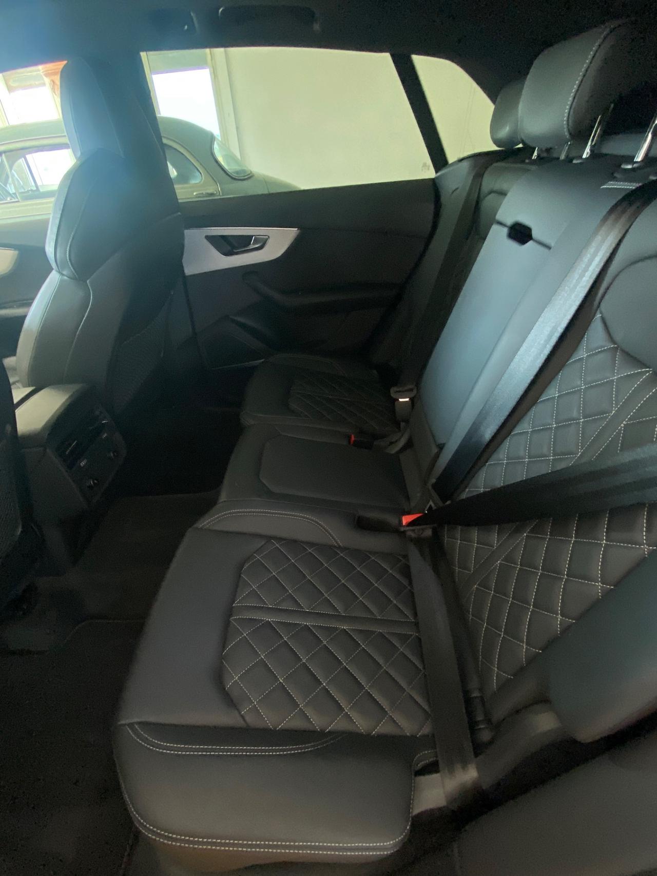 Audi Q8 SUV 50 TDI 286 CV quattro tiptronic S line edition Matrix Tetto