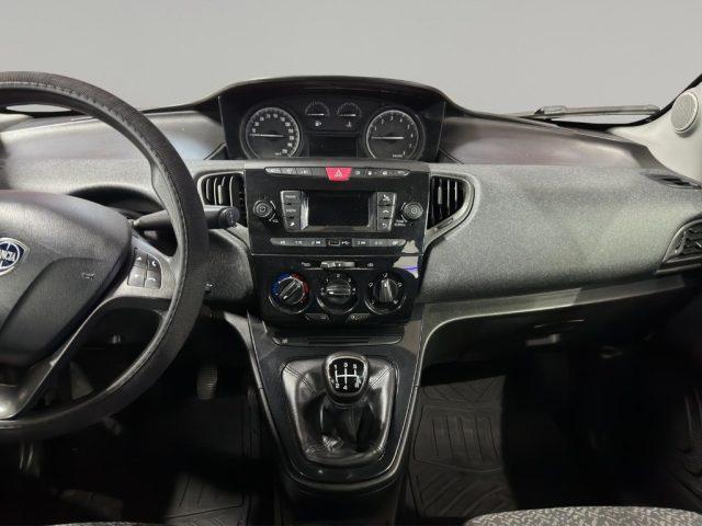 LANCIA Ypsilon 1.2 69 CV 5 porte GPL Ecochic Silver