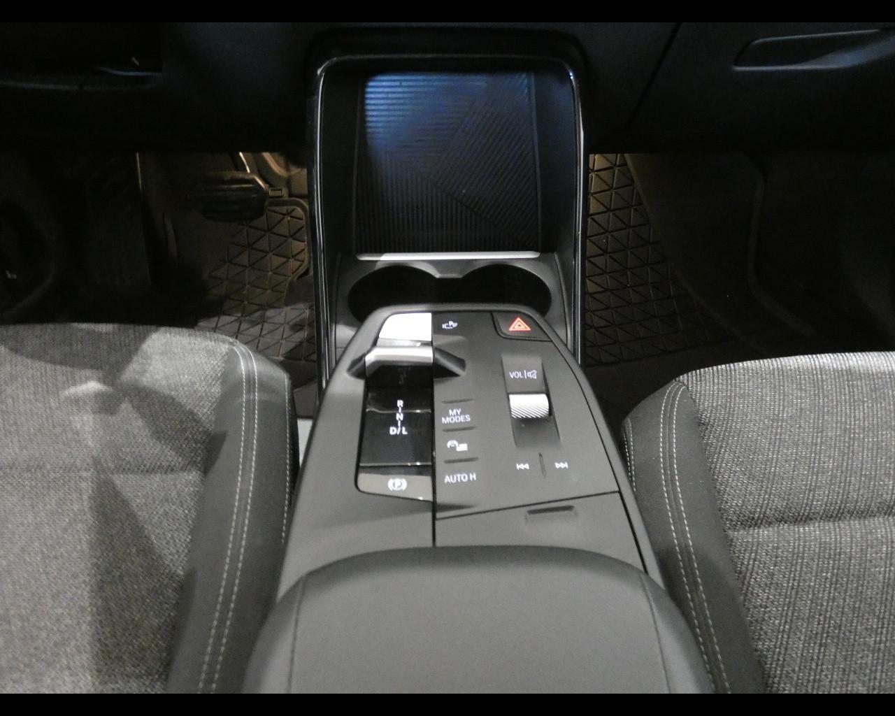 BMW Serie 2 A.T. (U06) - 218d Active Tourer