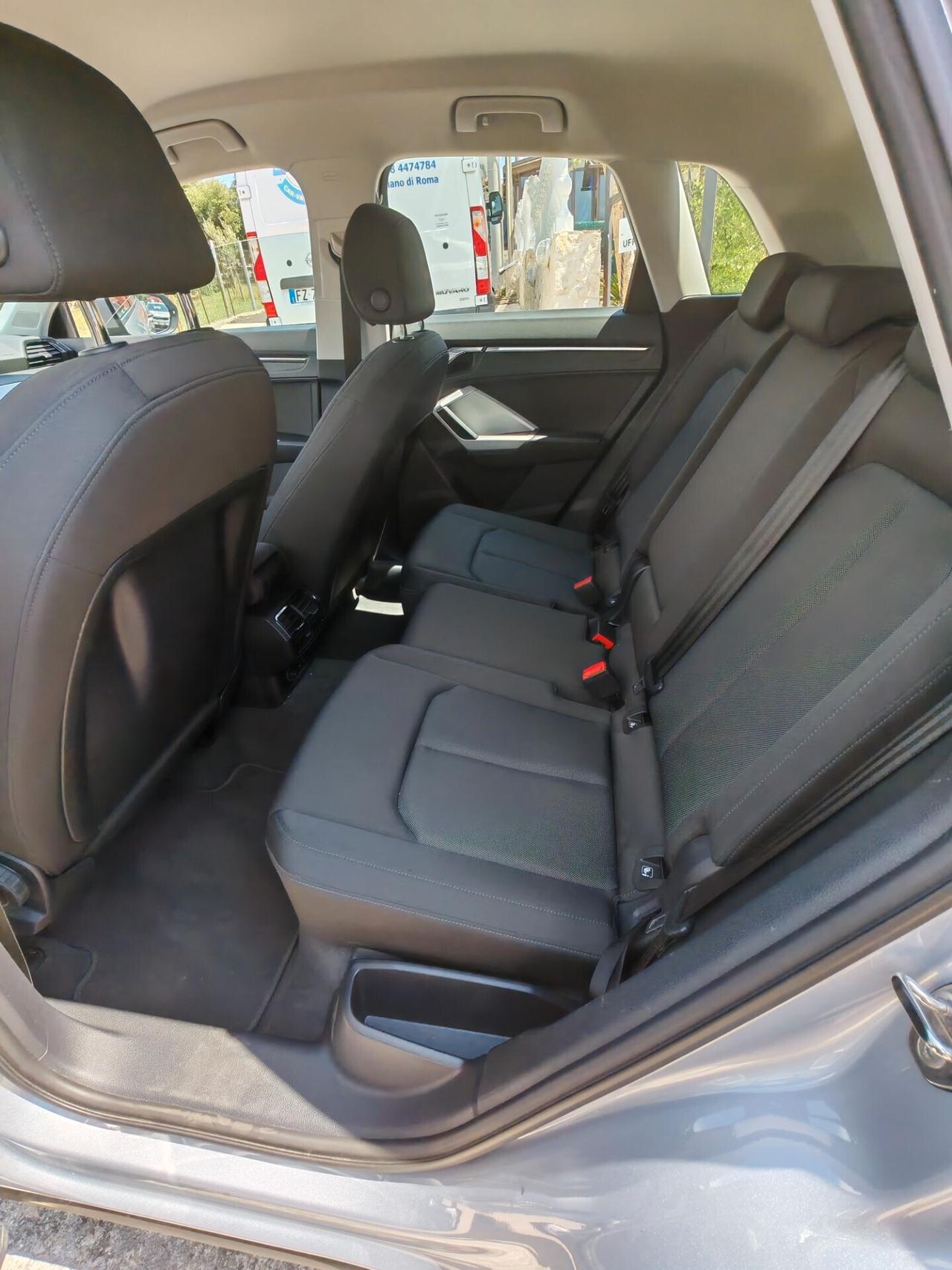 Audi Q3 35 TDI S tronic Business RENT TO BUY NO SCORING