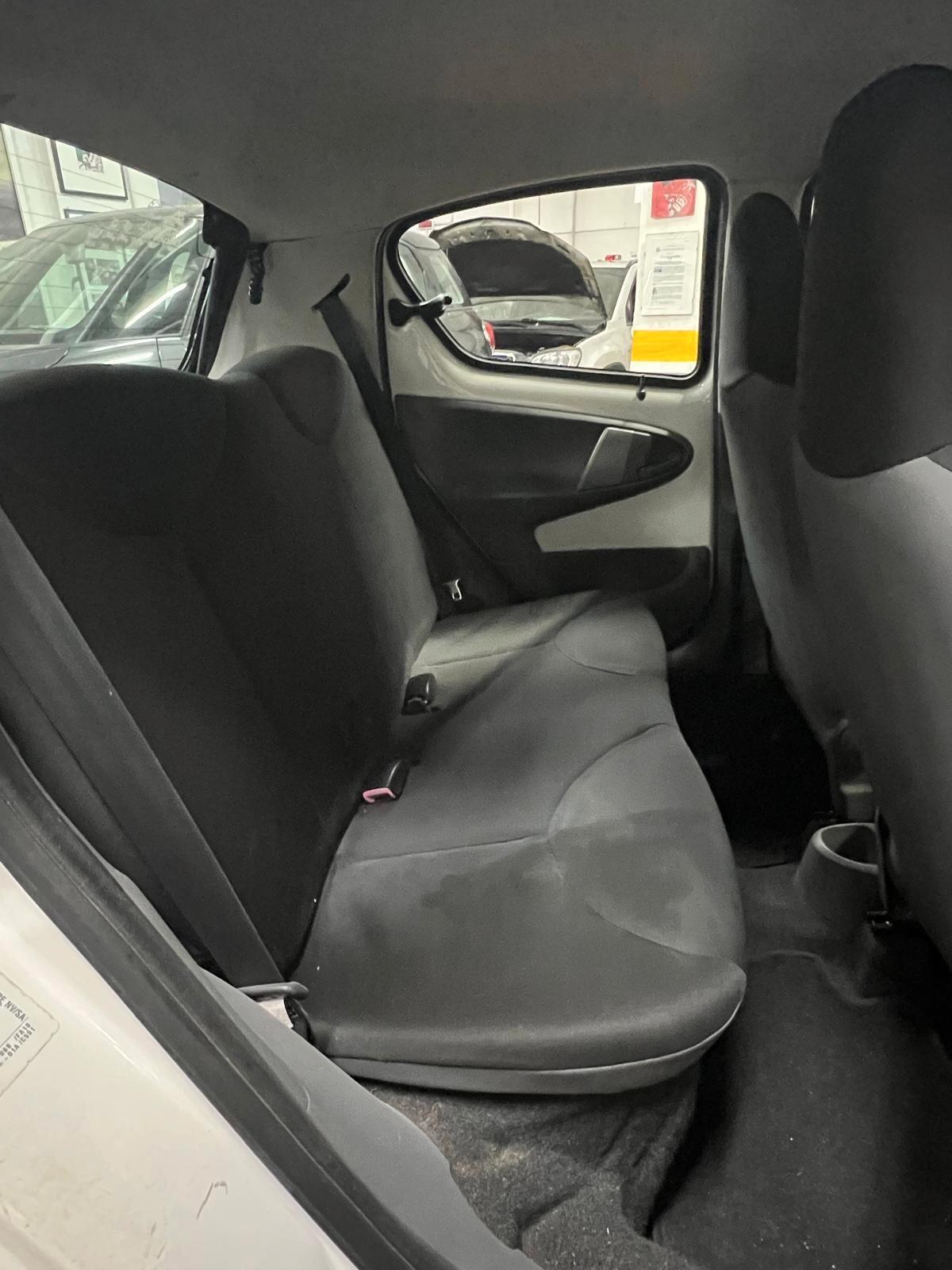 Toyota Aygo 1.0 12V VVT-i 5 porte Sol Connect