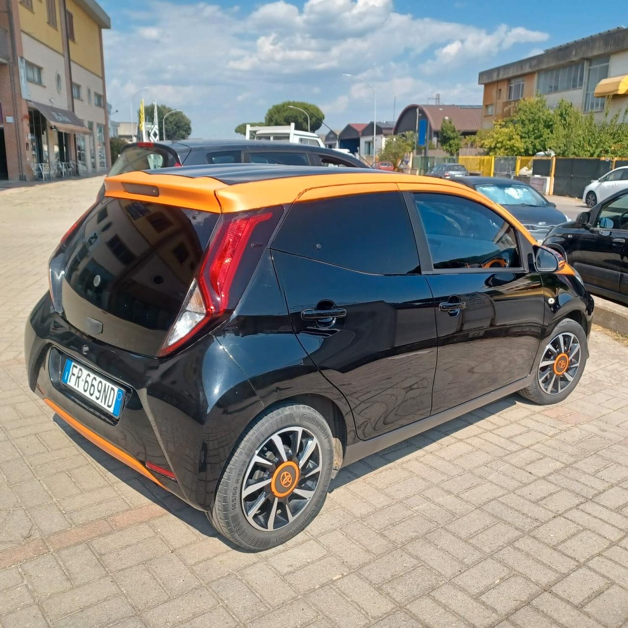 AYGO 1.0 BENZINA/GPL PERFETTA