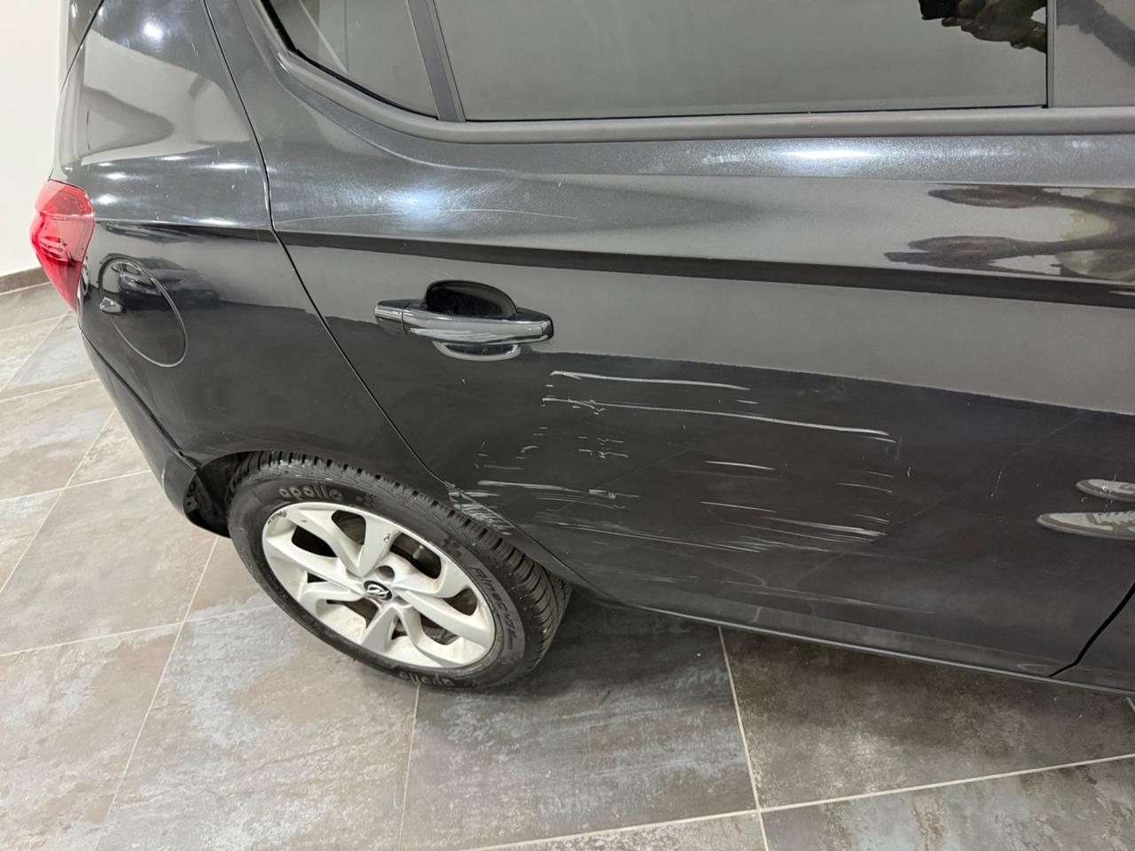 Opel Corsa 1.2 5 porte Edition PER COMMERCIANTI