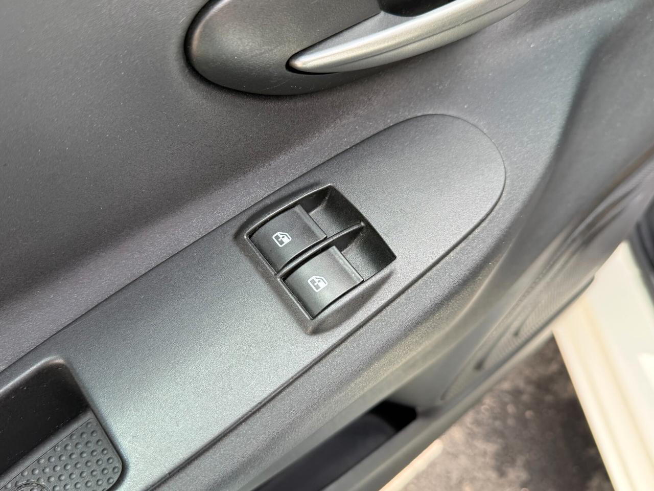 Lancia Ypsilon 1.2 69CV Elefant Bianco *KM 60.000