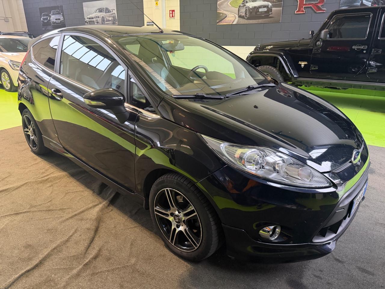 Ford Fiesta 1.6 TDCi 95CV 3porte INDIVIDUAL ST-LINE