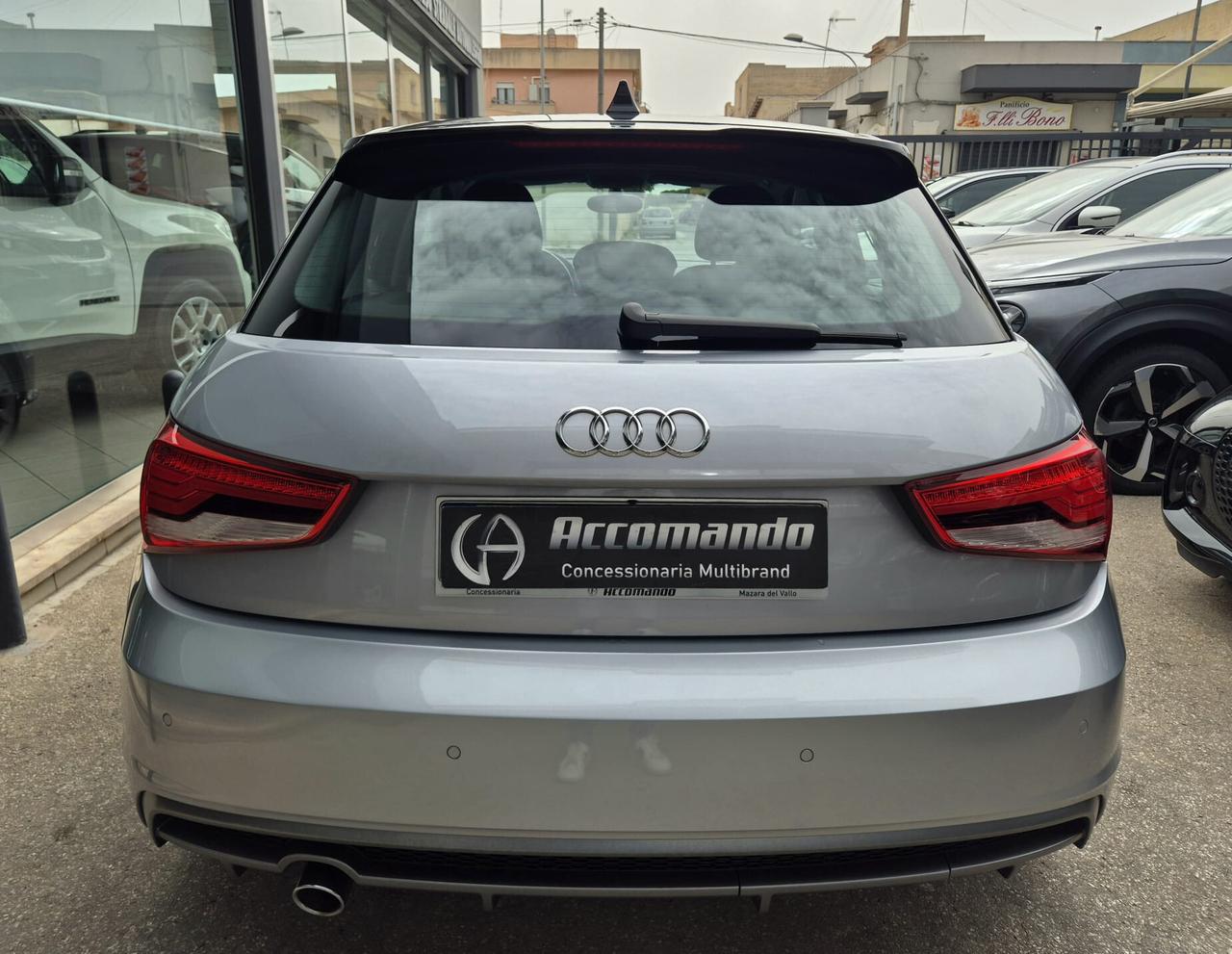 Audi A1 1.4 TDI S-LINE