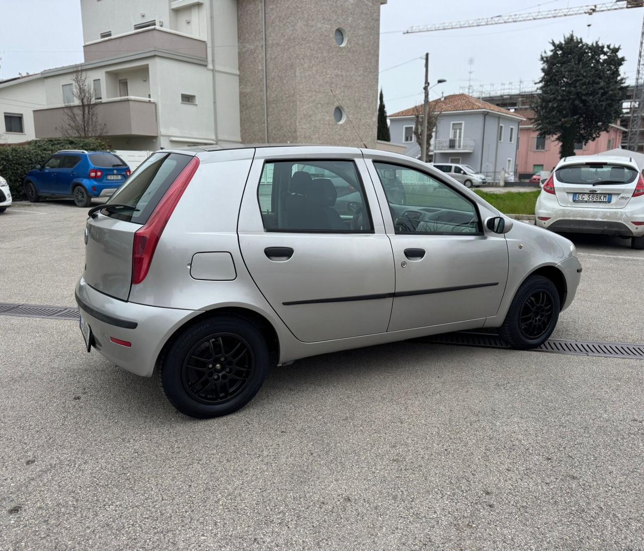 Fiat Punto 1.2 5 porte Active METANO