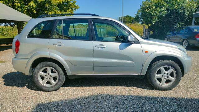 TOYOTA RAV 4 RAV4 2.0 16V cat 5 porte Sol 126000KM