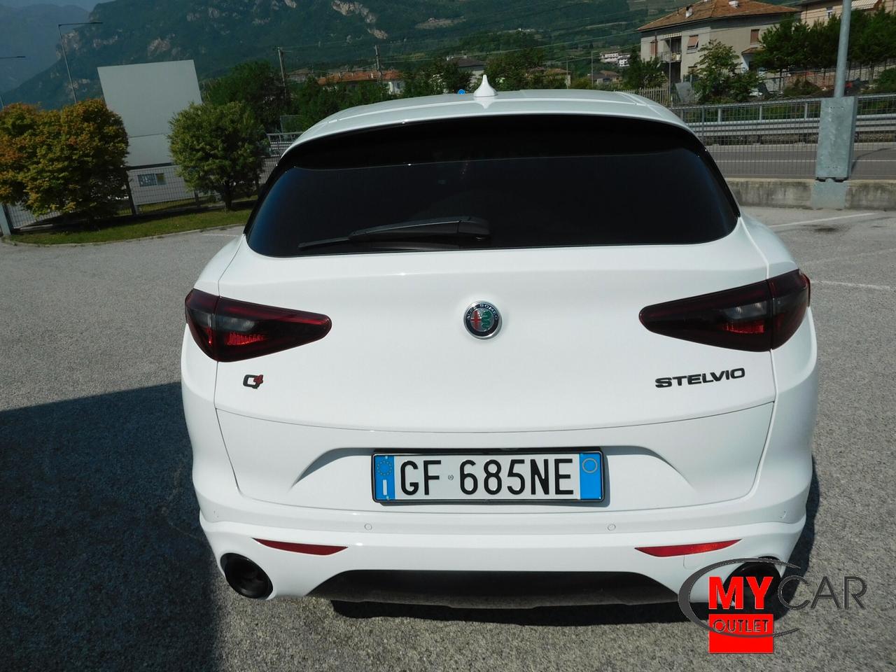 Alfa Romeo Stelvio 2.2 Turbodiesel 210 CV AT8 Q4 Veloce
