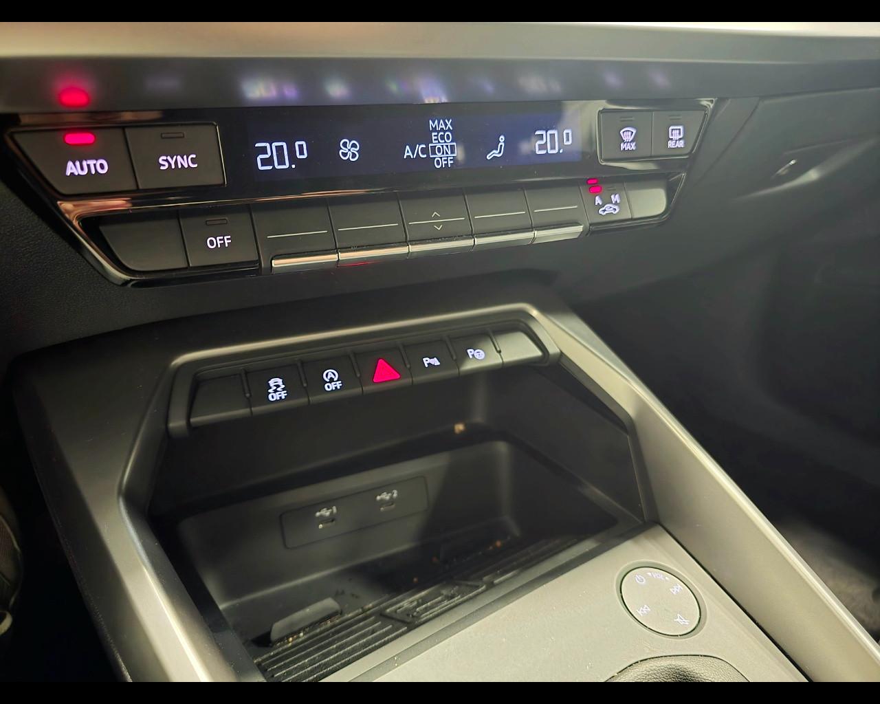 AUDI A3 SPORTBACK 30 TDI ADVANCED