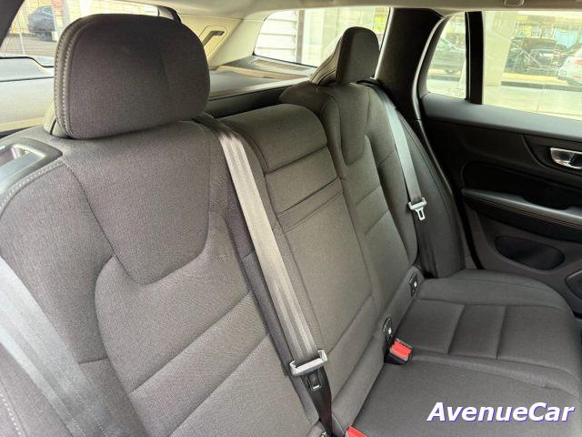 VOLVO V60 Cross Country 2.0 b4 awd CERCHI 20'' IVA ESP UNICO PROPRIETARIO