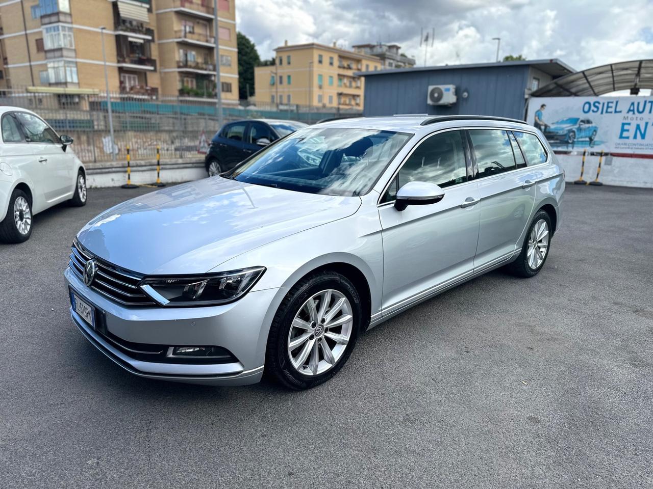 Volkswagen Passat 2.0 TDI DSG Business BlueMotion Technology