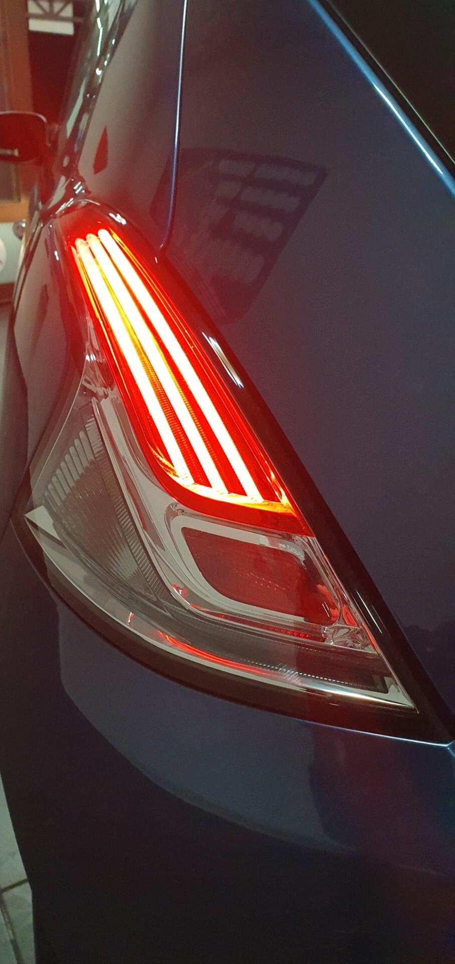 Lancia Ypsilon 1.0 FireFly 5 porte S&S Hybrid Silver