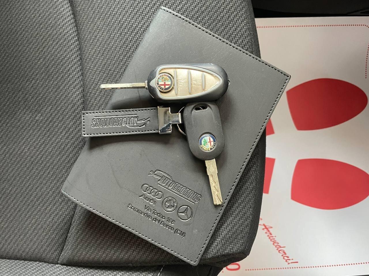 Alfa Romeo MiTo 1.4 - 105cv - EURO 5A
