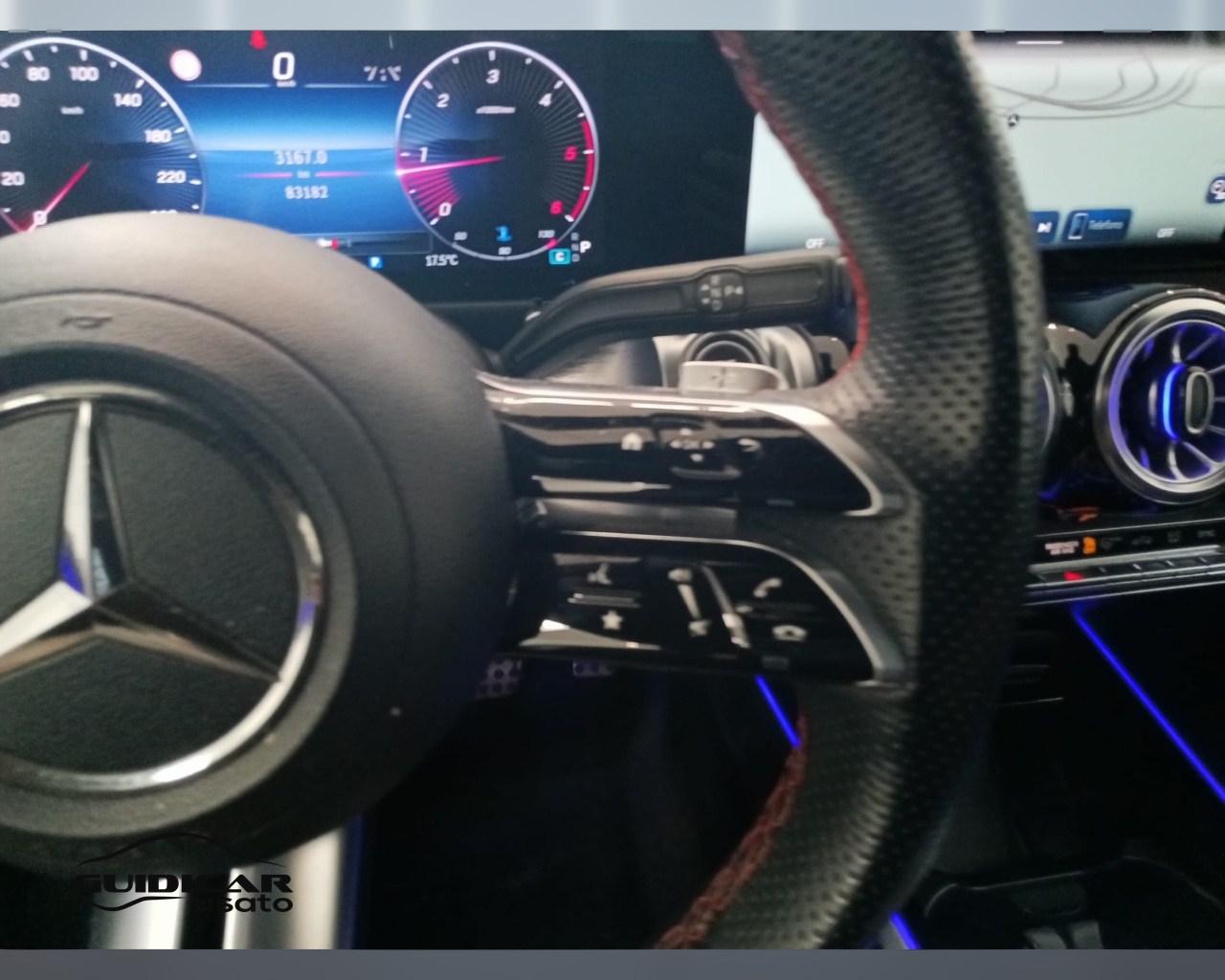 Mercedes-Benz GLB - X247 2023 - GLB 200 d AMG Line Premium auto