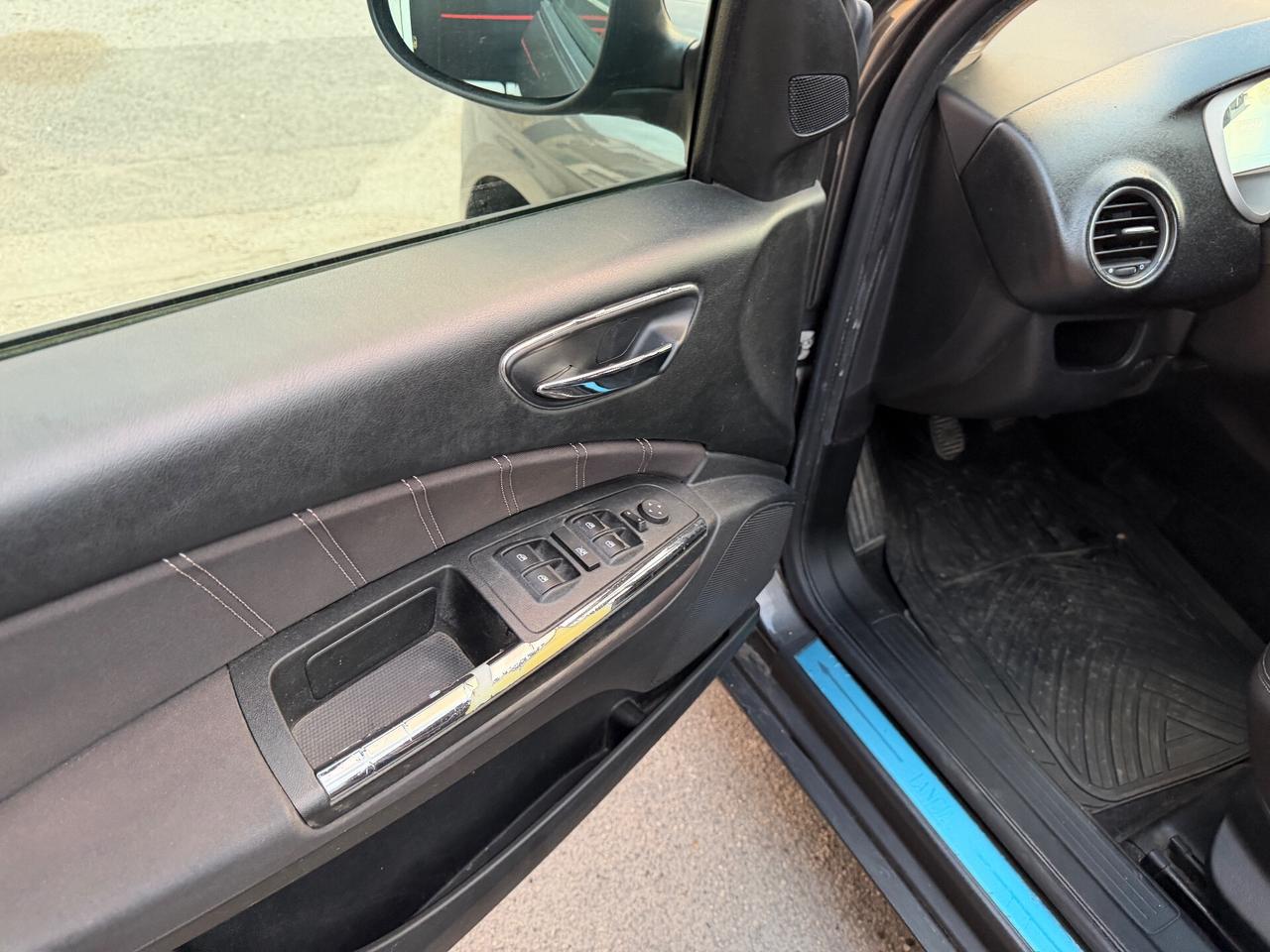 Lancia Delta 1.6 MJT DPF Argento