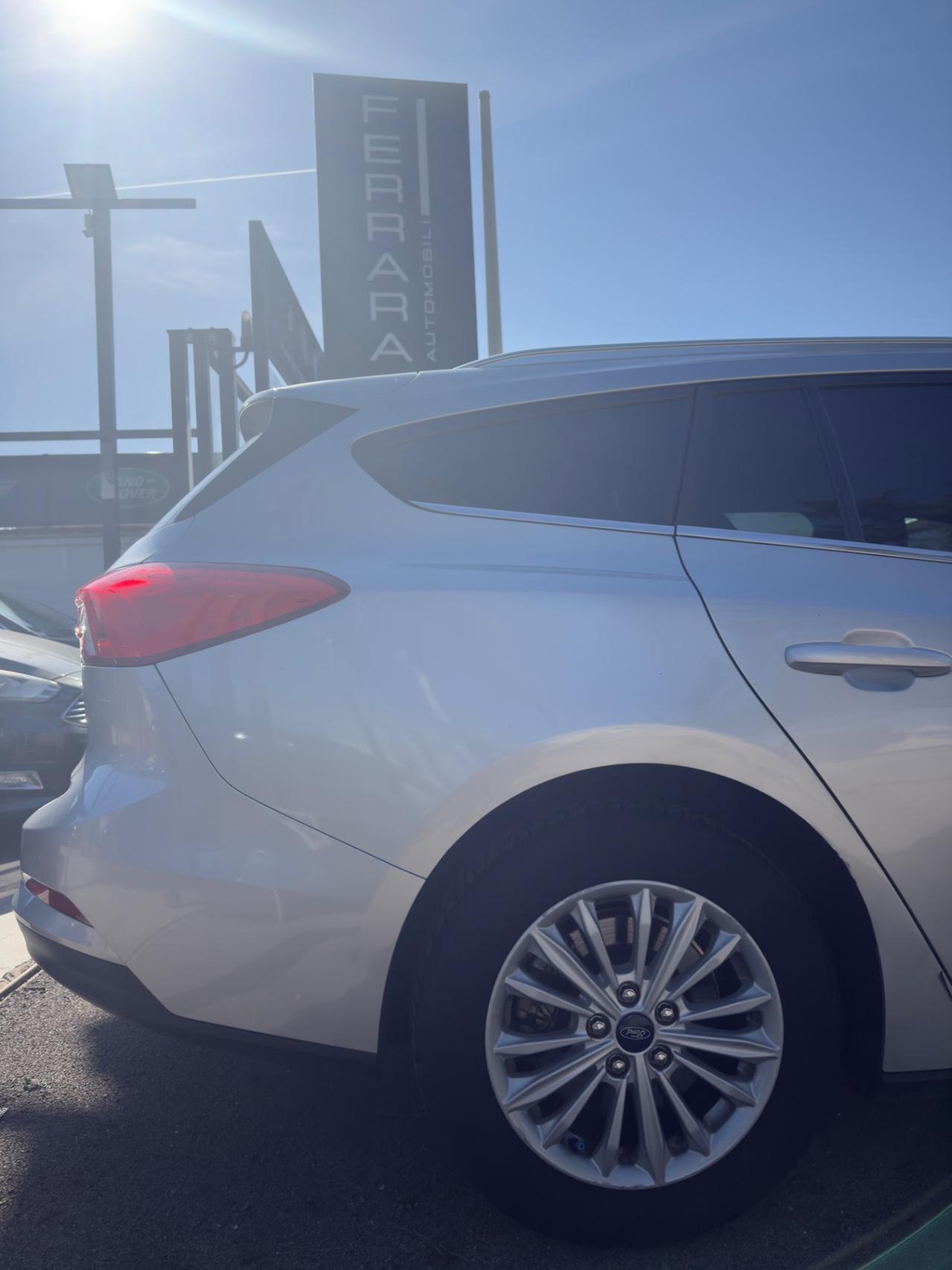 Ford Focus 1.5 TDCi 120 CV Start&Stop Powershift SW Titanium