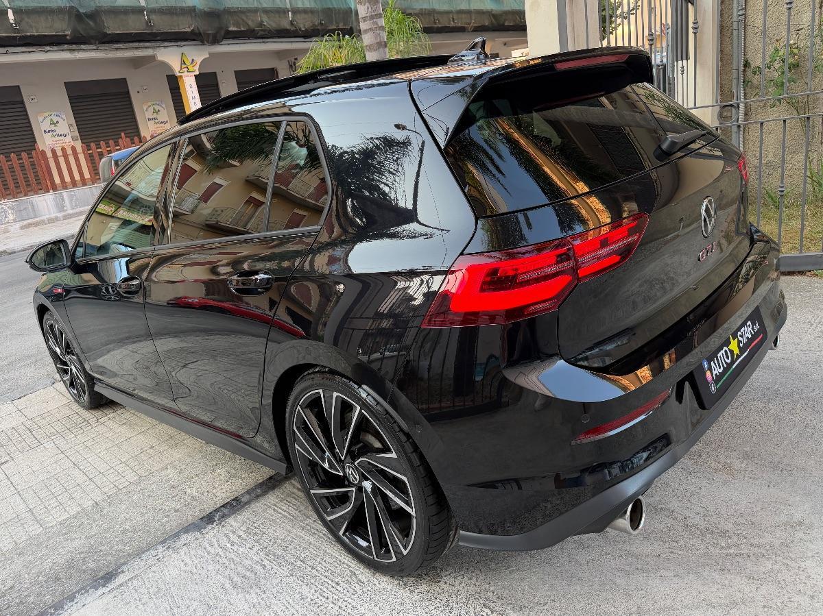 Volkswagen Golf 8 GTI 2.0 TSI 245CV