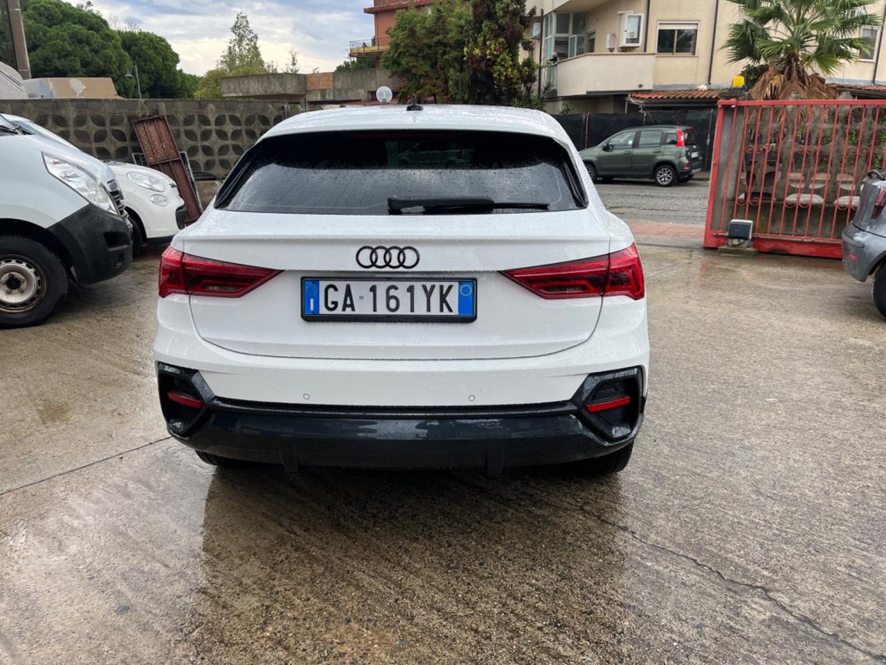 Audi Q3 35 TDI S tronic Business Advanced