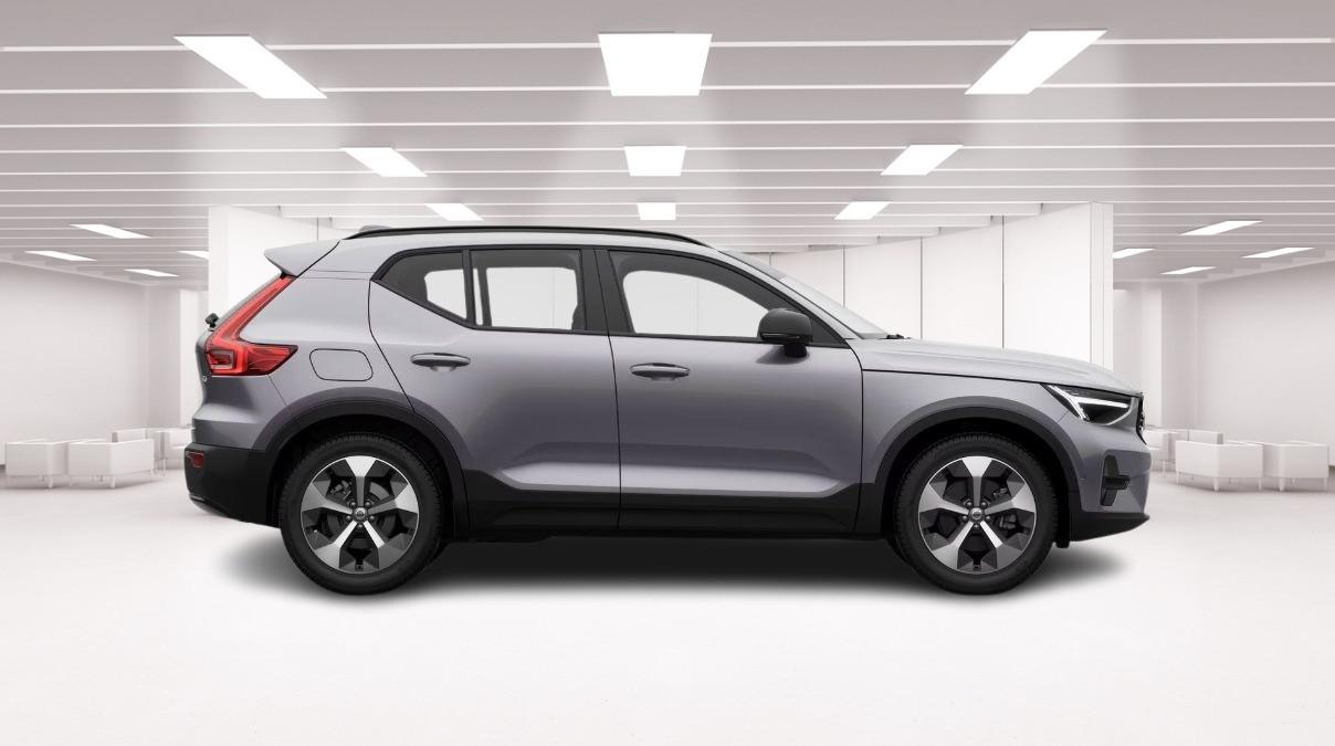 VOLVO Xc40 B3 Mild Hybrid Automatico Ultra Dark