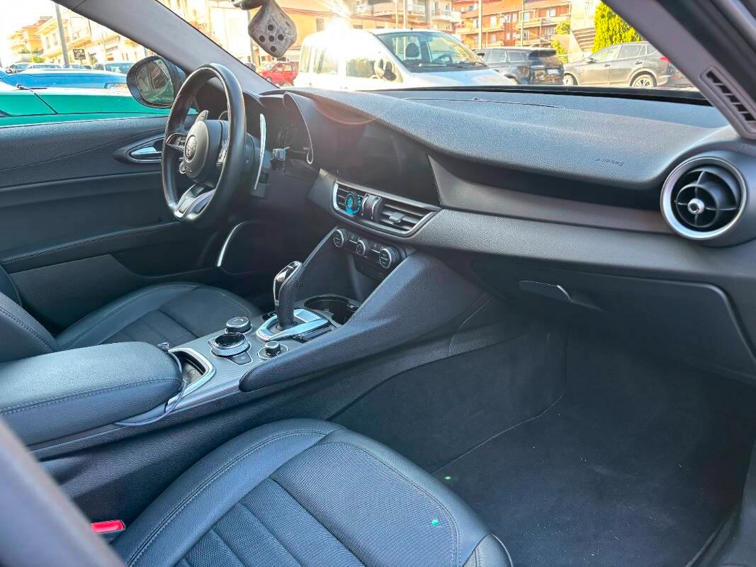 Alfa Romeo Giulia 2.2 t Sprint 190cv auto