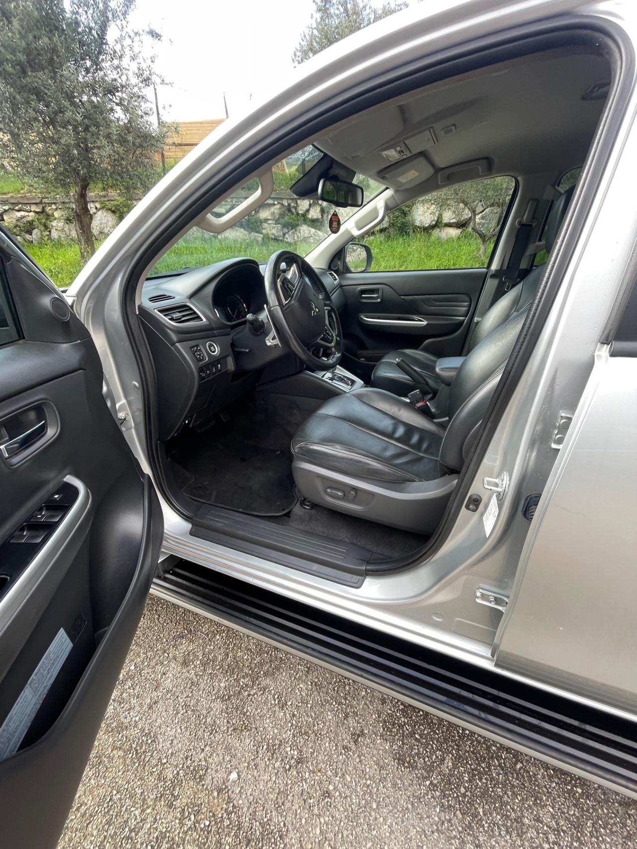 Mitsubishi L200 2.3 D Double Cab 4x4 Hurricane
