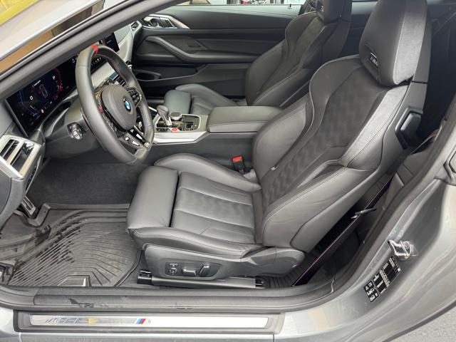 BMW M4 Competition M xDrive