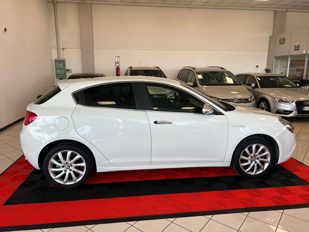 Alfa Romeo Giulietta 2.0 JTDm-2 140 CV Exclusive