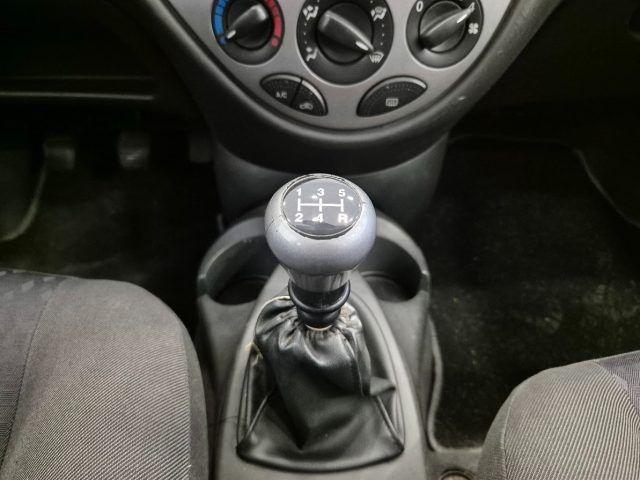 FORD Focus 1.8 TDi cat 5p. Ambiente - NEOPAT. - Clima