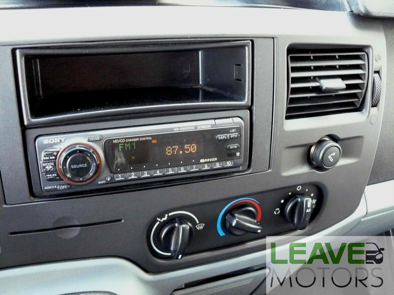 Ford Transit T330 NOVE POSTI - (M1465)