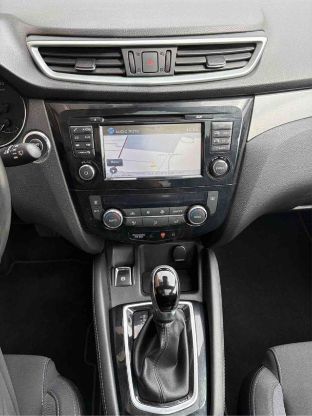 NISSAN Qashqai 1.6 dCi 2WD N-Connecta xtronic AUT