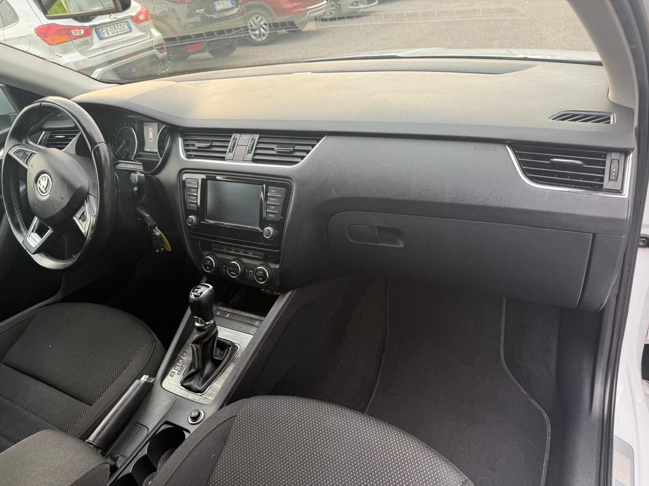 Skoda Octavia 2.0 TDI CR 180 CV 4x4 DSG Wagon Scout