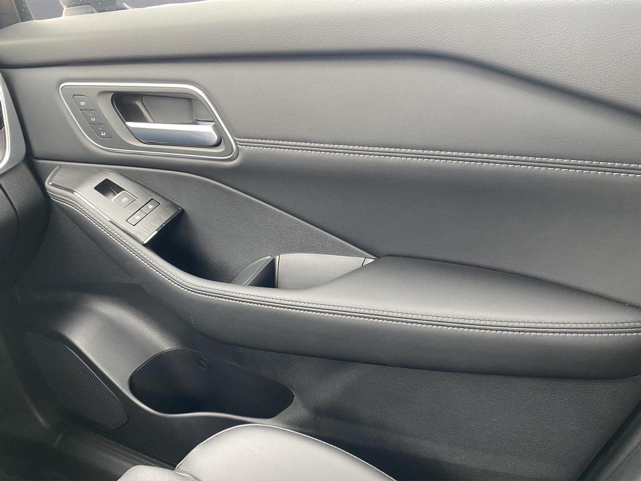 Nissan X-Trail 1.5 mhev Tekna 2wd xtronic