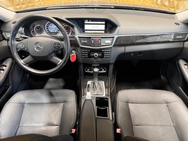 Mercedes-benz E 220 CDI BlueEFFICIENCY Avantgarde