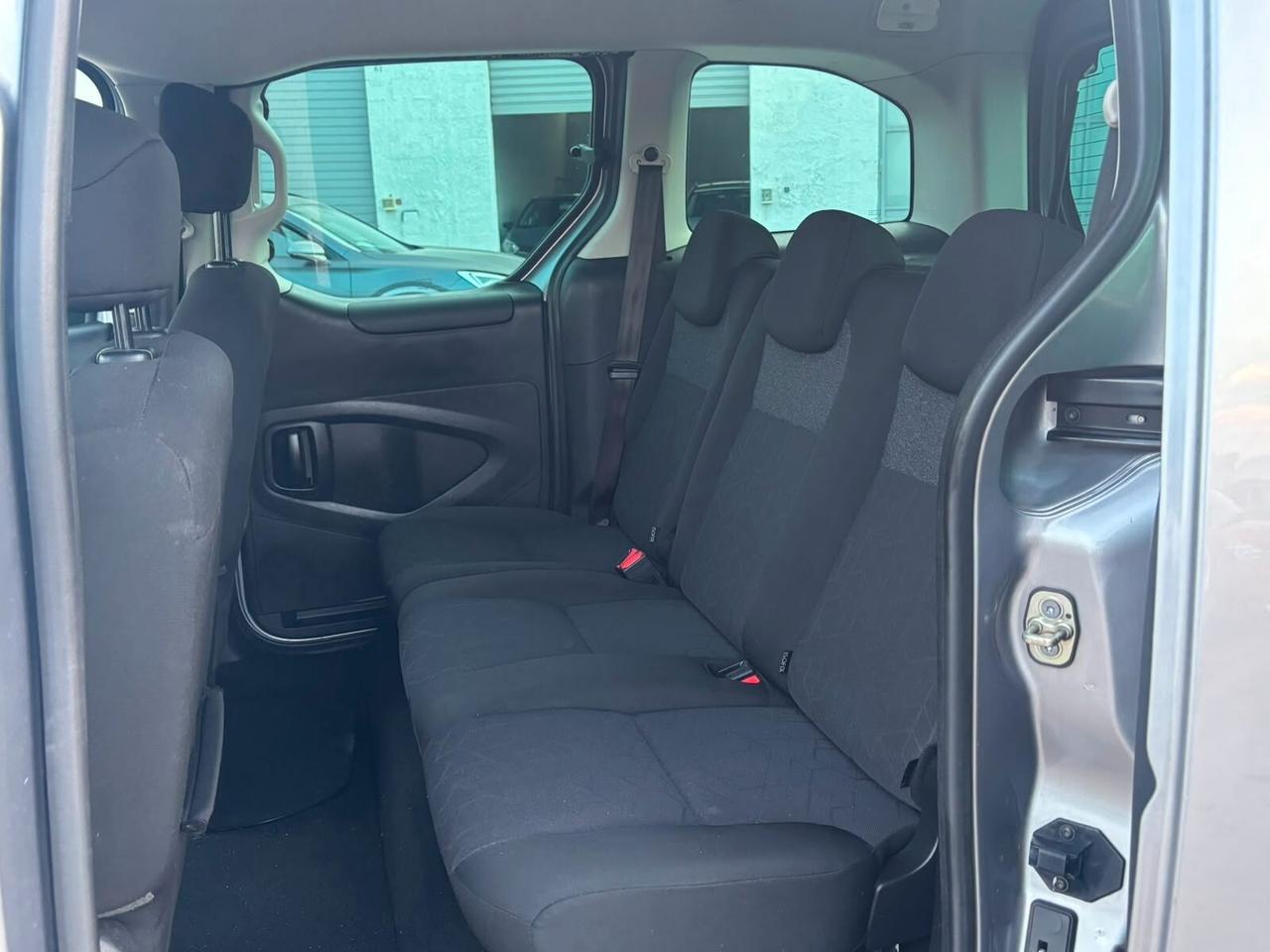 Peugeot Partner Tepee BlueHDi 100 Active