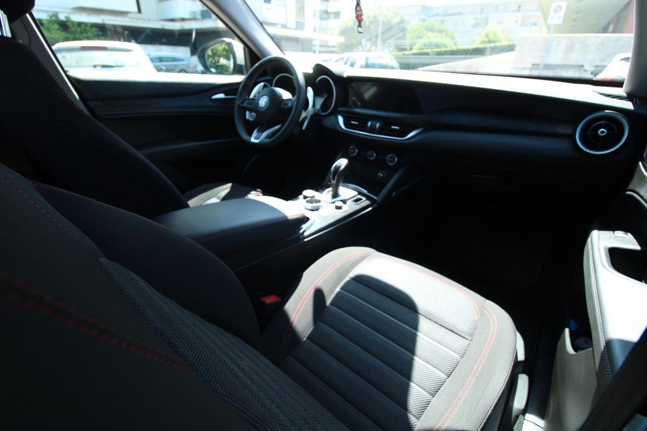 Alfa Romeo Stelvio 2.2 Turbodiesel 190 CV AT8 RWD Executive