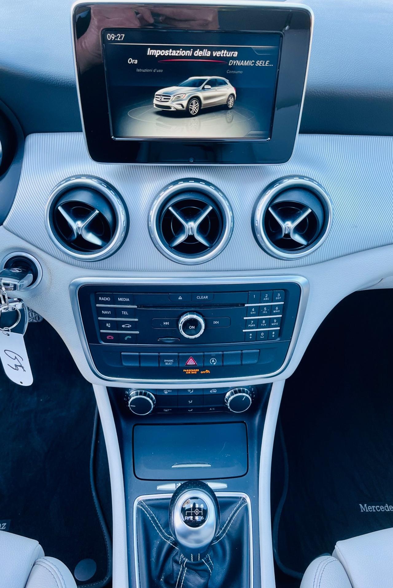 Mercedes-benz GLA 200 d Premium Enduro Tetto Panoramico