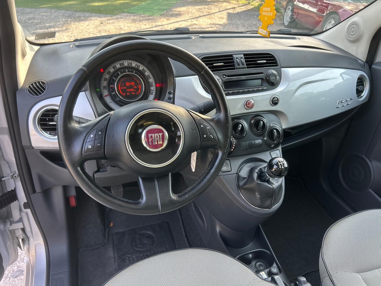 Fiat 500 1.2 Lounge soli 43.000 KM neopatentati
