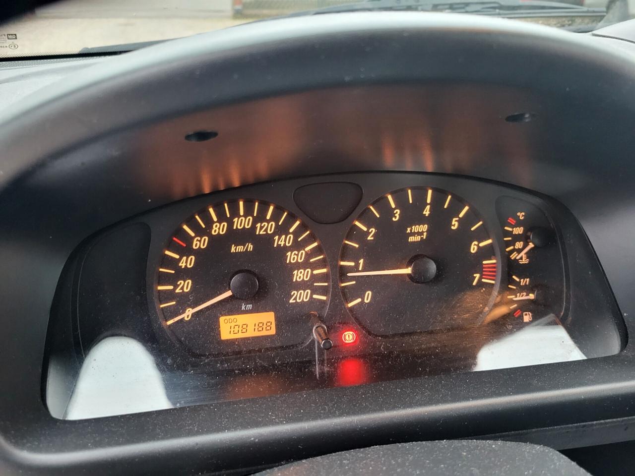 Opel Agila 1.0 12V Fashion Line