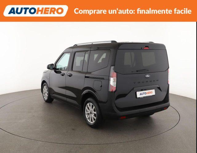 FORD Tourneo Courier 1.0 EcoBoost Titanium