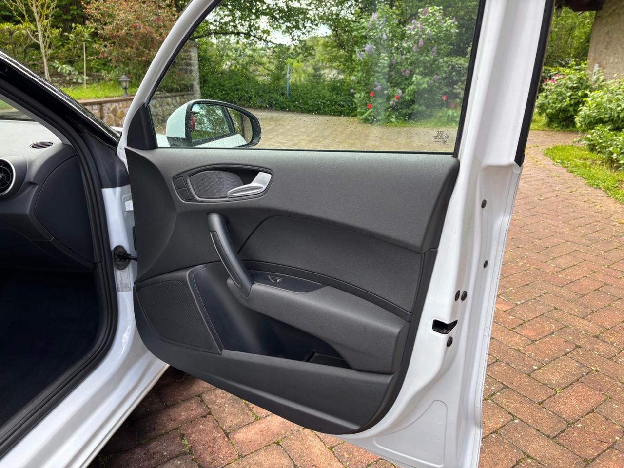 Audi A1 SPB 1.4 TDI 90CV 5p OK NEOPATENTATI
